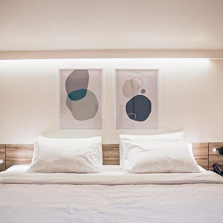 HOMITEL Bangkok Hotel Bagian luar foto